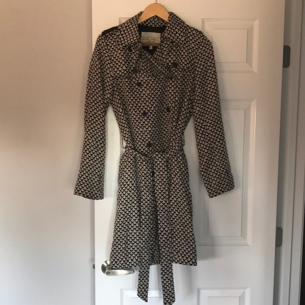 Rachel rachel Zoe size large. Missing a button under belt area. See picture.